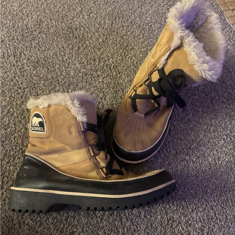 Sorel Ankle Boots